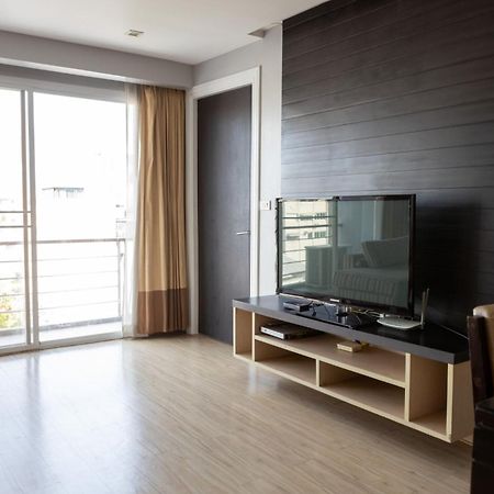 Go Inn Thonglor 23 โกอินน์ ทองหล่อ 23 X Bangkok Exteriör bild