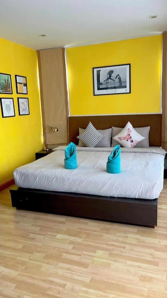 Go Inn Thonglor 23 โกอินน์ ทองหล่อ 23 X Bangkok Exteriör bild