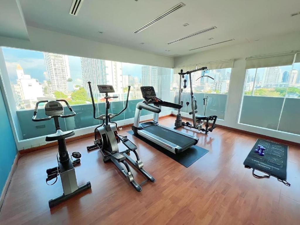 Go Inn Thonglor 23 โกอินน์ ทองหล่อ 23 X Bangkok Exteriör bild