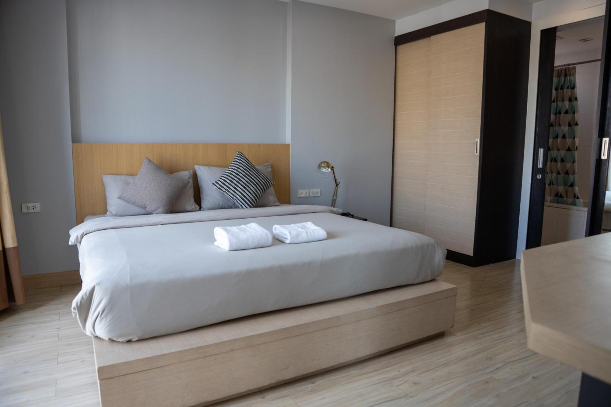 Go Inn Thonglor 23 โกอินน์ ทองหล่อ 23 X Bangkok Exteriör bild