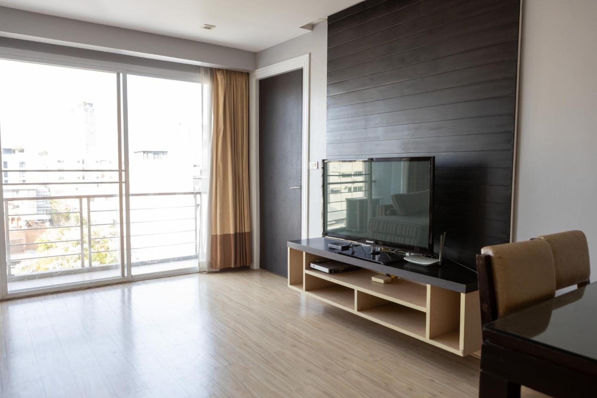 Go Inn Thonglor 23 โกอินน์ ทองหล่อ 23 X Bangkok Exteriör bild