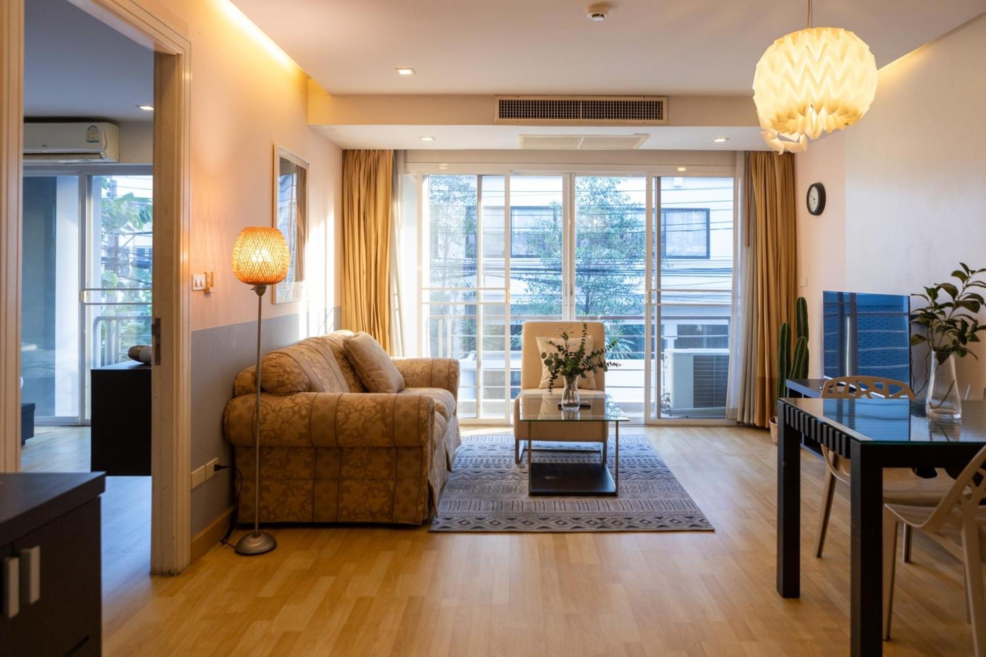 Go Inn Thonglor 23 โกอินน์ ทองหล่อ 23 X Bangkok Exteriör bild