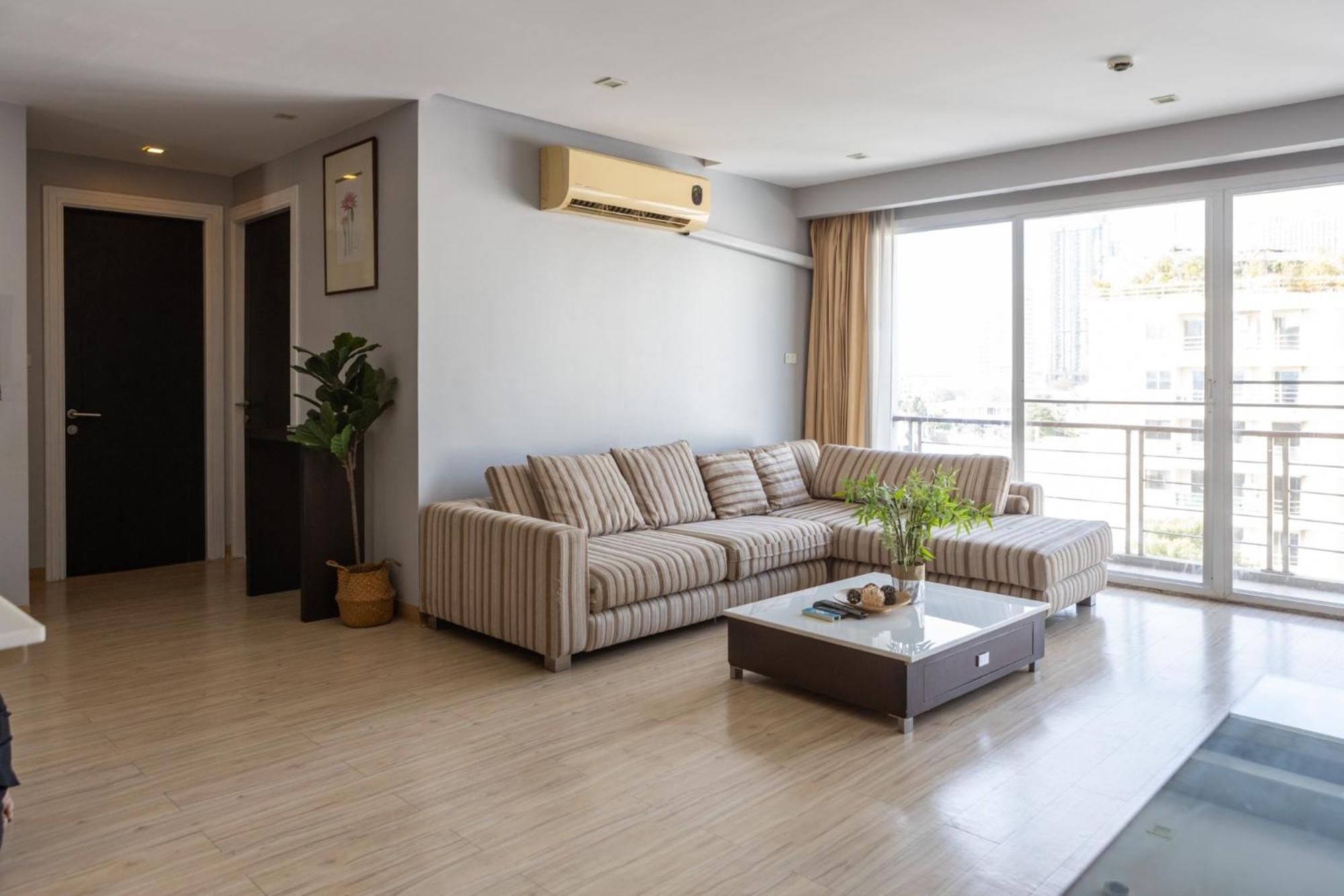 Go Inn Thonglor 23 โกอินน์ ทองหล่อ 23 X Bangkok Exteriör bild